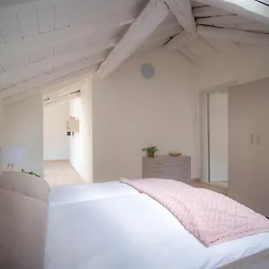 Comonfive Hébergement de vacances